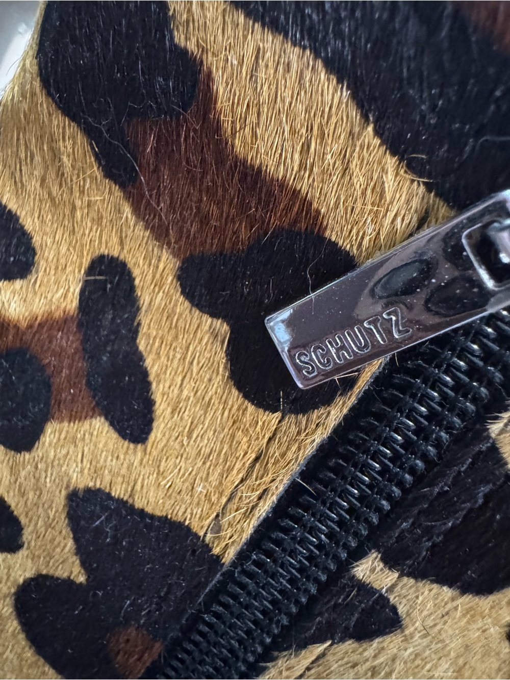 Schutz Leopard Print Calf-hair Side-Zip Ankle Booties NWOT — No Box — Size 6B - Picture 2 of 16